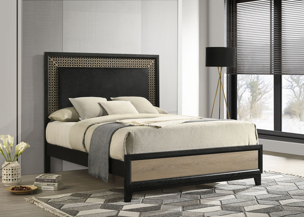 Savannah Wood Queen Panel Bed Espresso