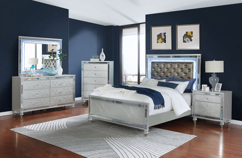 Jaxon 5-piece Queen Bedroom Set Silver Metallic