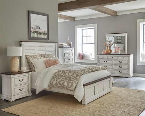 Augustus 5-Piece Queen Bedroom Set Distressed White