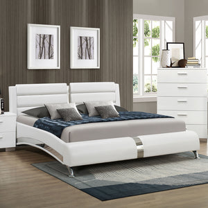 Luther Upholstered Queen Sleigh Bed White