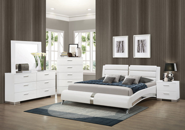 Luther Upholstered Queen Sleigh Bed White